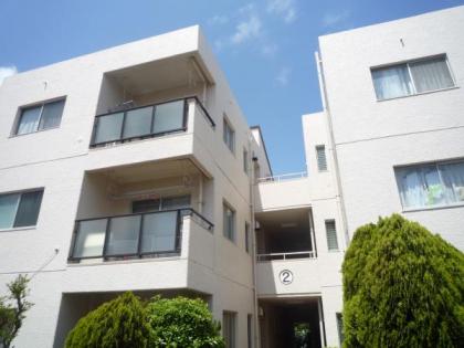 グリーンメゾンいずみ野２号棟の画像1枚目（外観、エントランス、前面の通り等）