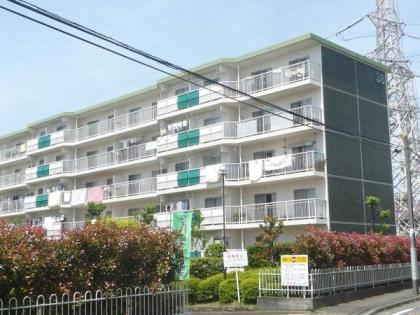 グリーンハイムいずみ野３６号棟の画像1枚目（外観、エントランス、前面の通り等）