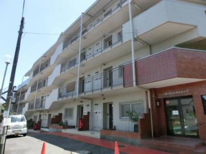 二俣川セントラルハイツの画像1枚目（外観、エントランス、前面の通り等）