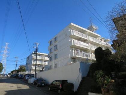 希望ヶ丘リリエンハイムの画像1枚目（外観、エントランス、前面の通り等）